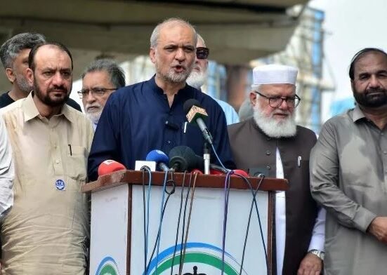 Govt delegation calls on protesting JI leadership in Rawalpindi