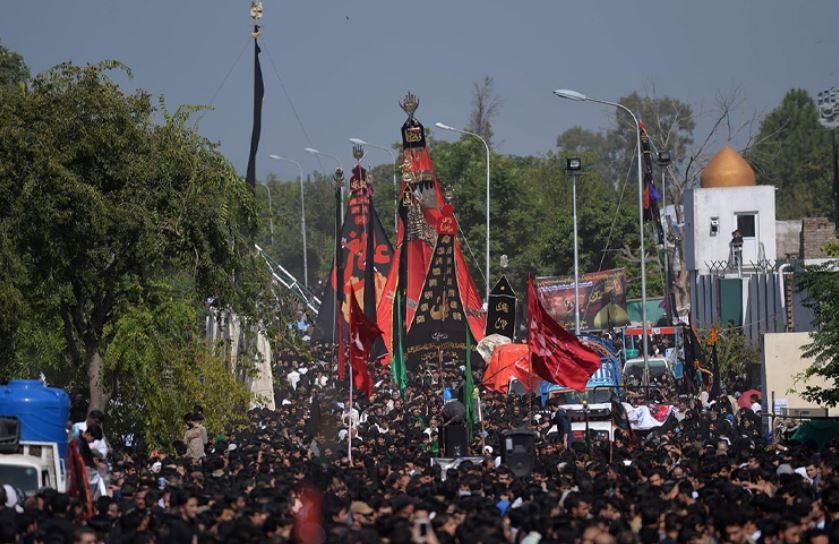 Karbala martyrs' chehlum: Processions emerge nationwide